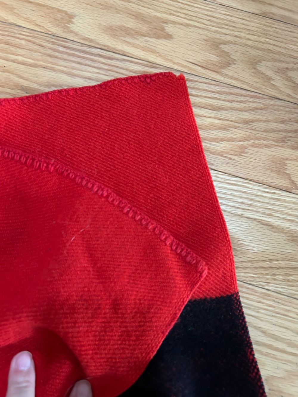 Vintage Hudson’s Bay Company 4 Point Wool Blanket Red Black Stripe 84" x 68" - Picture 8 of 10